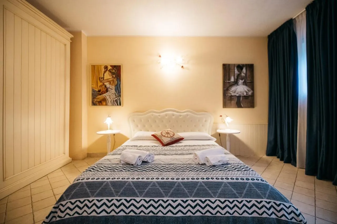 Taormina Lux & Elite Apartments - Taormina Holidays 0*,  Italien