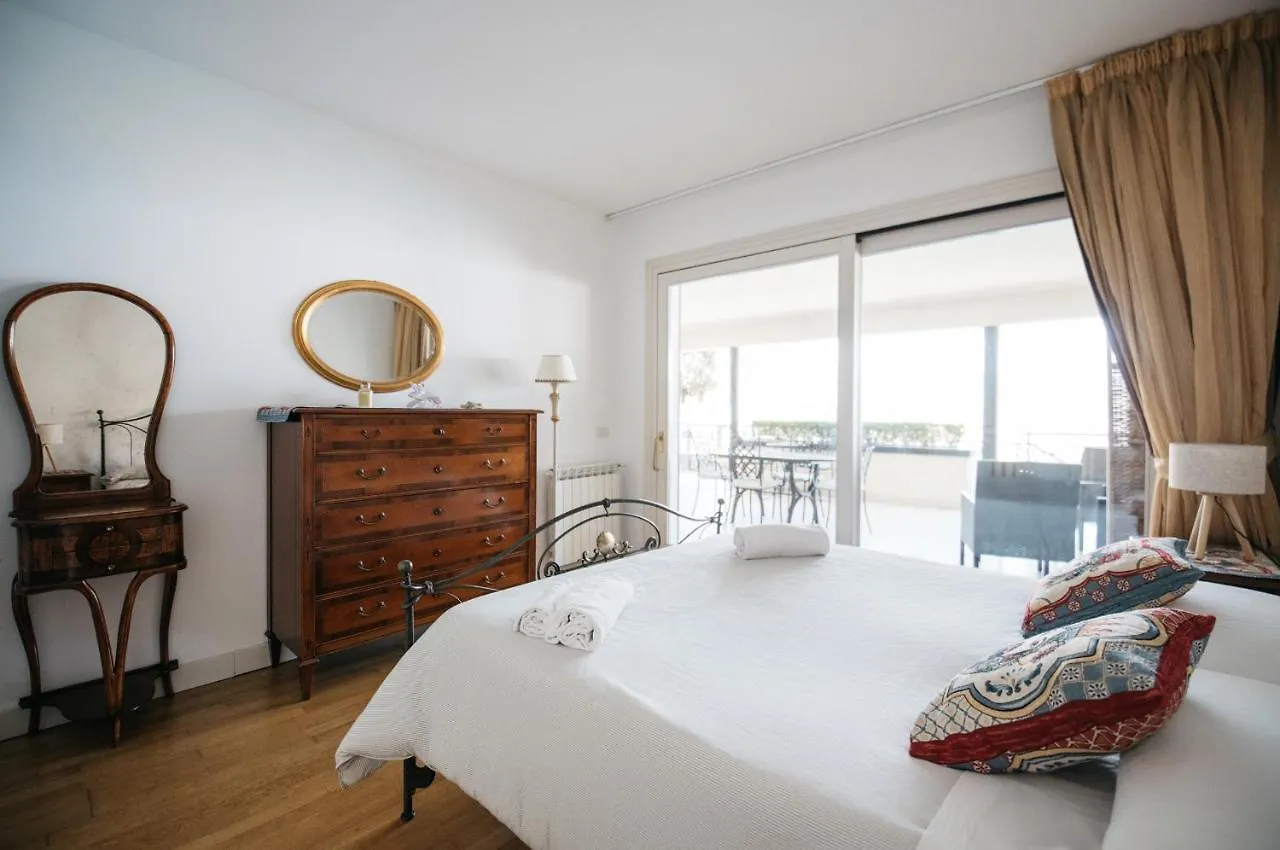 Taormina Lux & Elite Apartments - Taormina Holidays Italien
