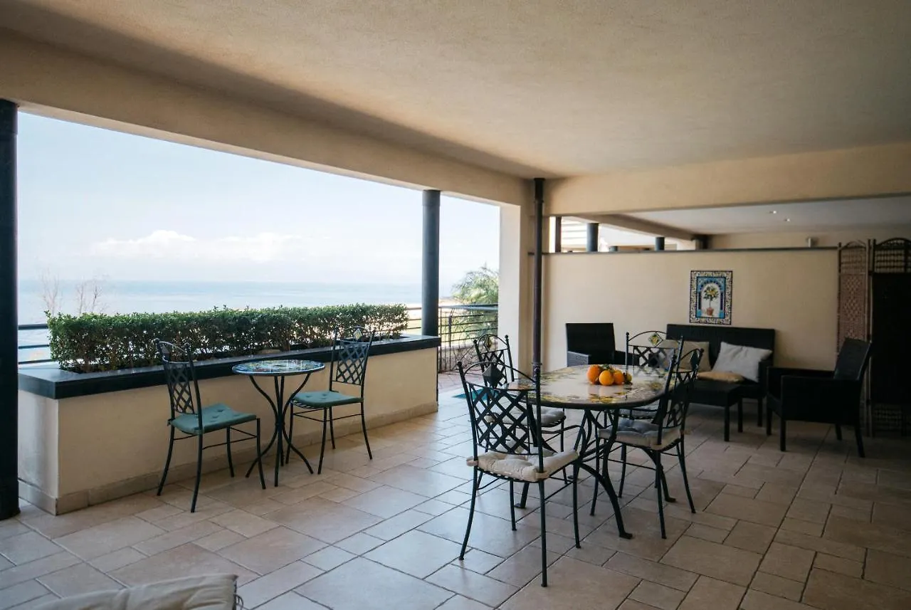 Taormina Lux & Elite Apartments - Taormina Holidays Italien